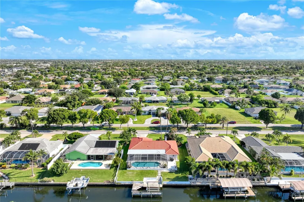 212 KAMAL PARKWAY Cape Coral, FL 33904