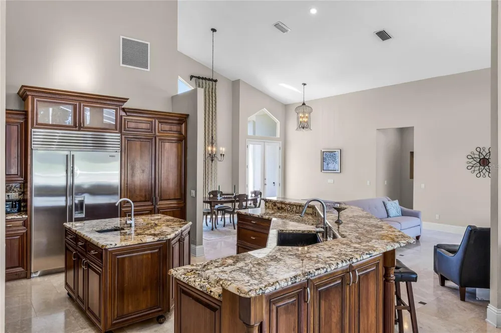 2031 WILLOW LAUREN LANE #L Windermere, FL 34786