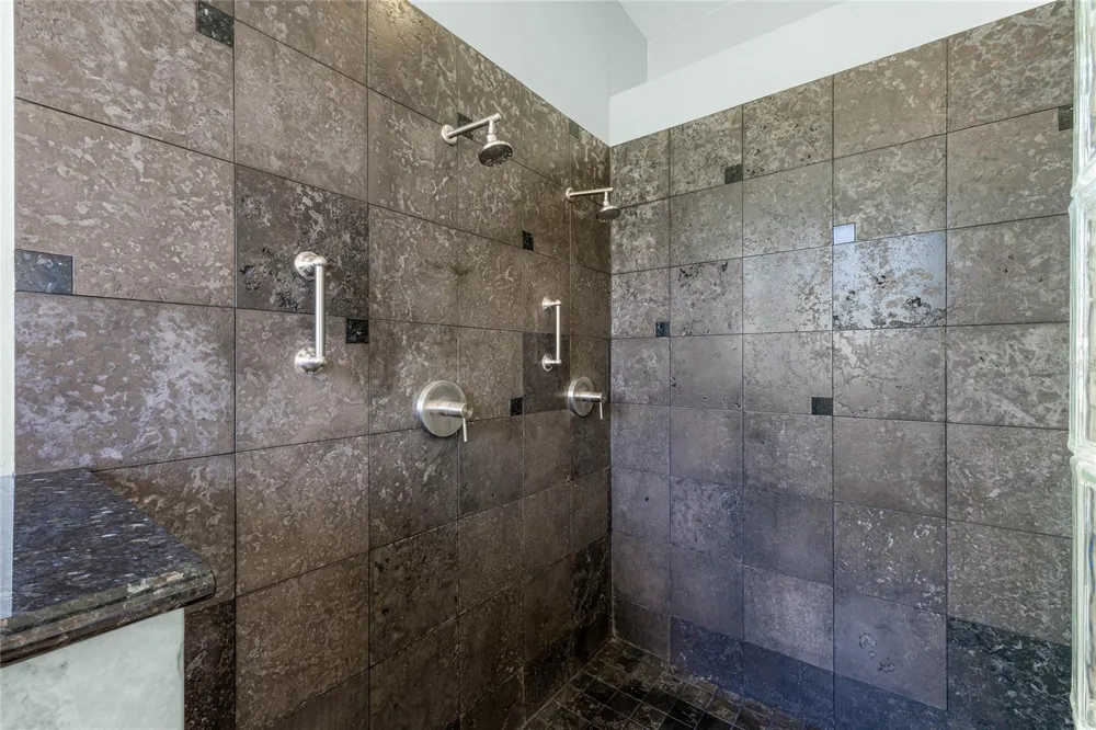 2031 WILLOW LAUREN LANE #L Windermere, FL 34786