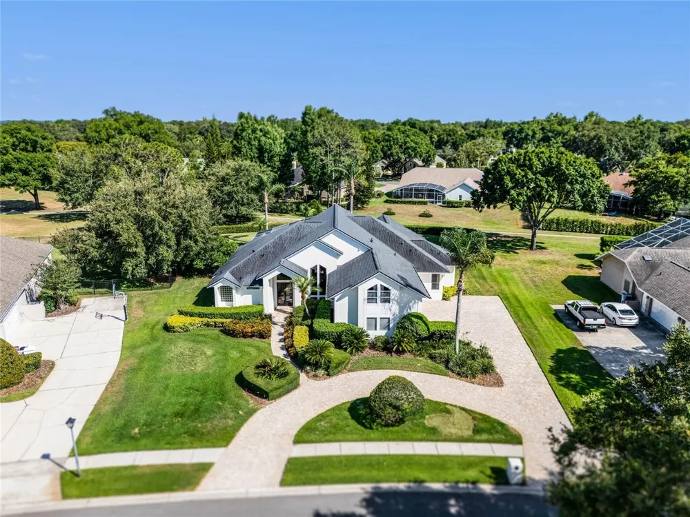 2031 WILLOW LAUREN LANE #L Windermere, FL 34786