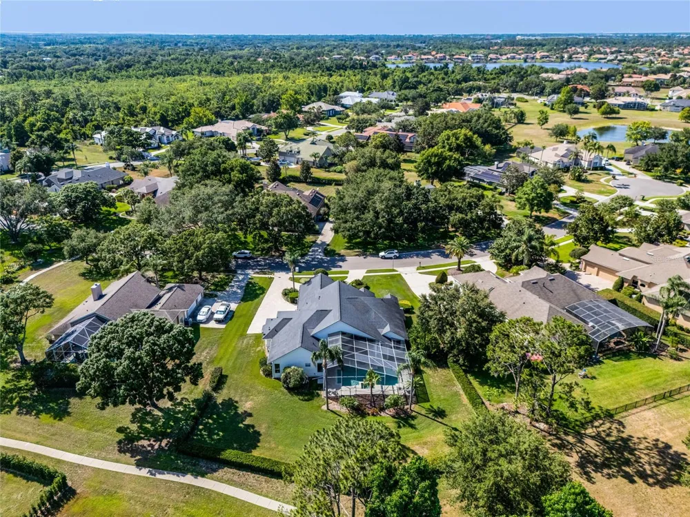 2031 WILLOW LAUREN LANE #L Windermere, FL 34786
