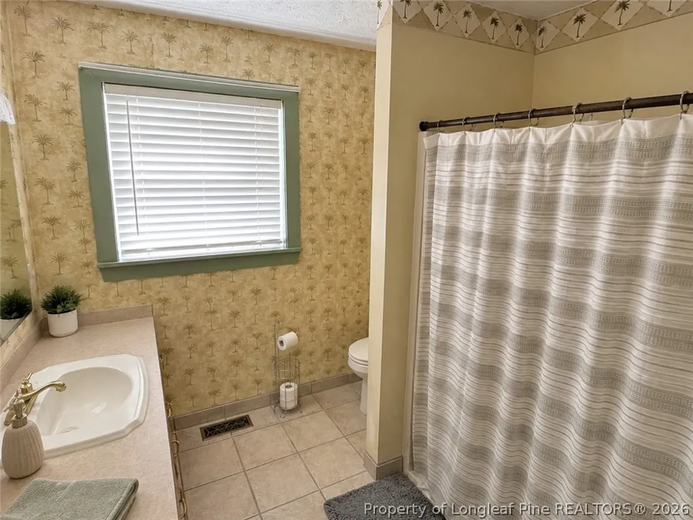 472 Ingle Drive Red Springs, NC 28377