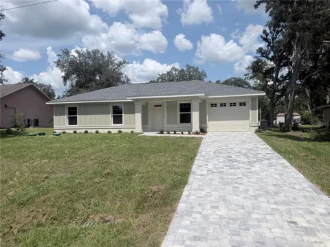 23 OAK CIRCLE