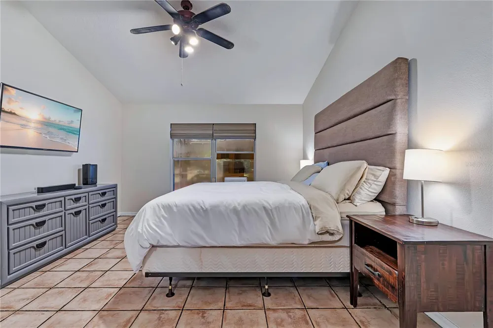 836 ELM FOREST DRIVE Minneola, FL 34715