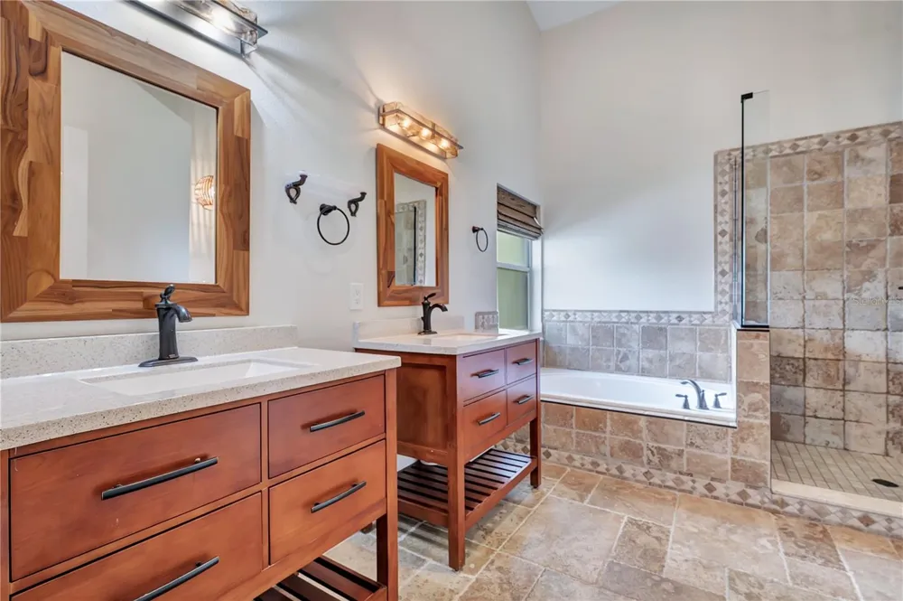 836 ELM FOREST DRIVE Minneola, FL 34715
