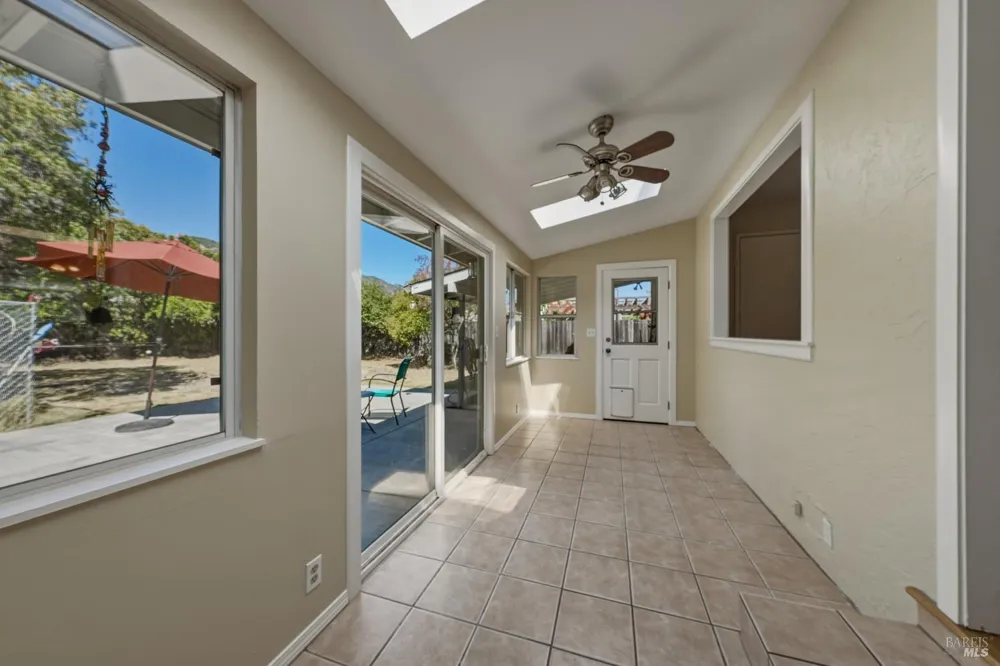 3570 Leland Lane Ukiah, CA 95482