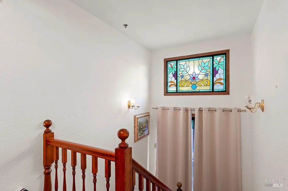 1034 Pope Street St. Helena, CA 94574