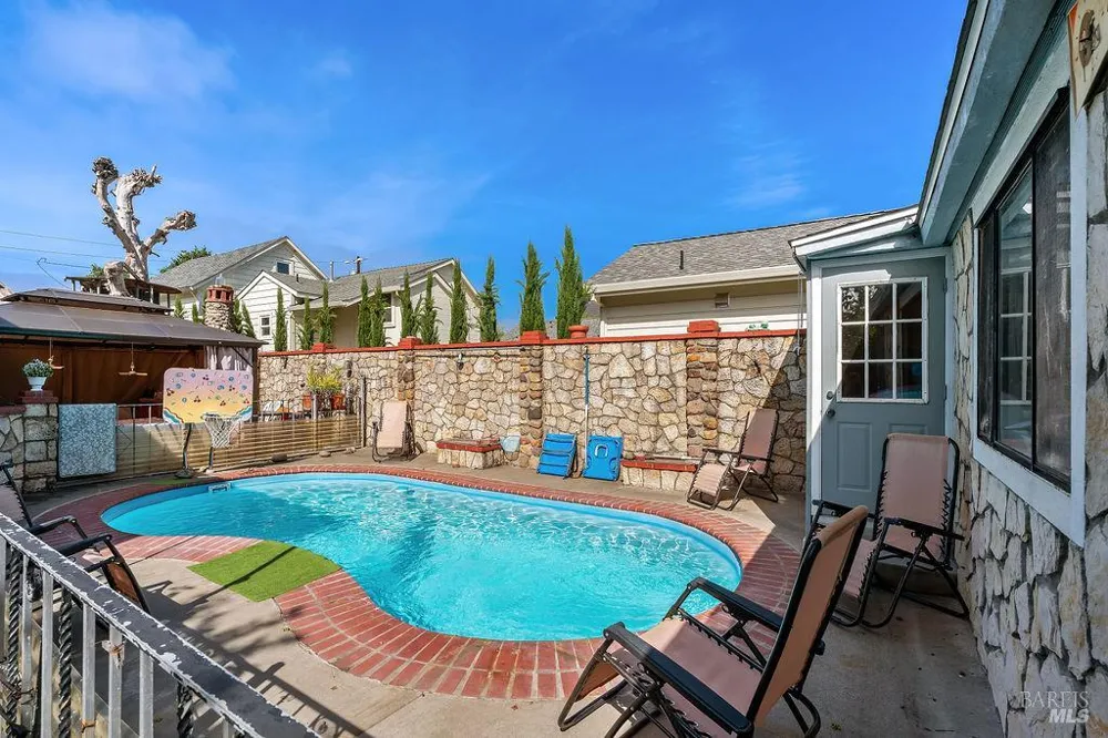 1034 Pope Street St. Helena, CA 94574