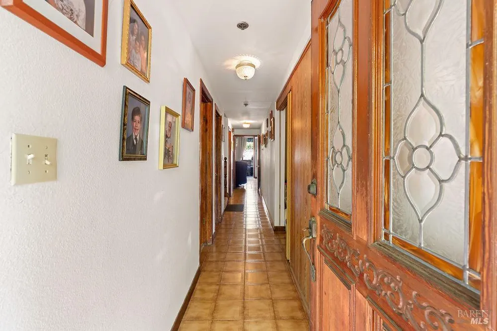 1034 Pope Street St. Helena, CA 94574