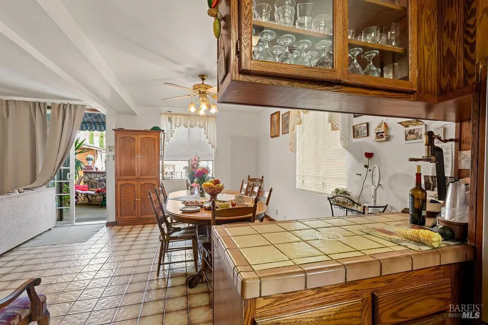 1034 Pope Street St. Helena, CA 94574