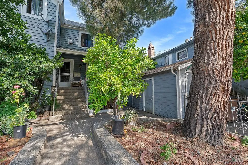 1046 Pope Street St. Helena, CA 94574