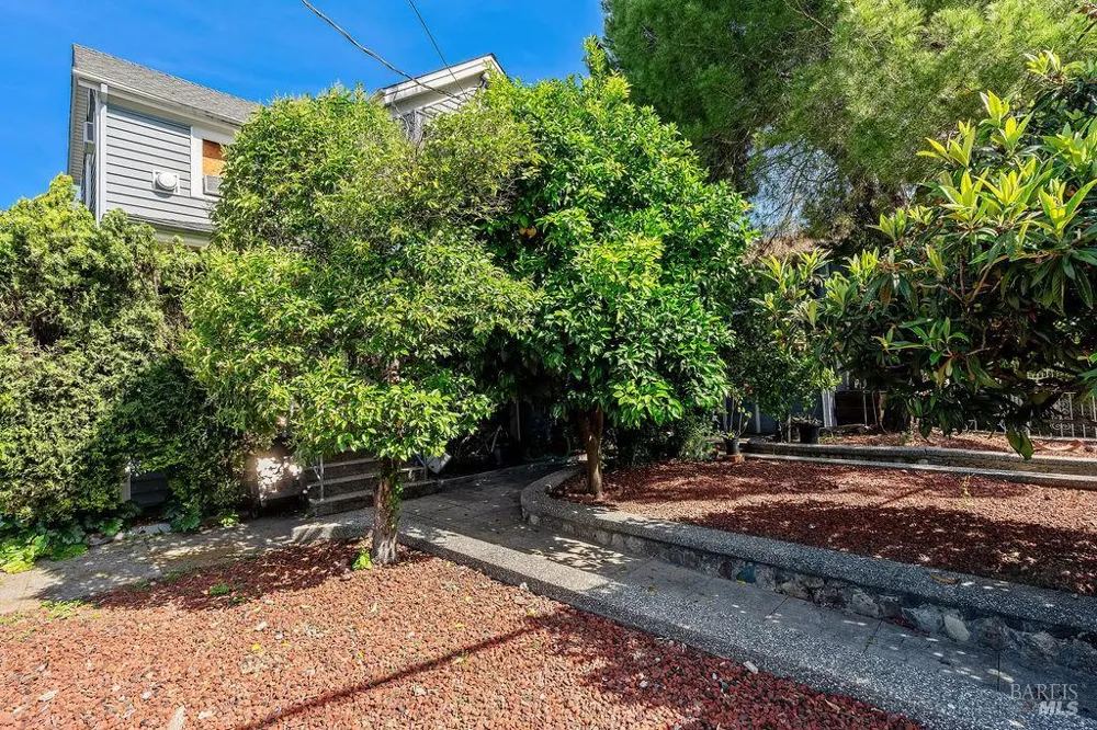 1046 Pope Street St. Helena, CA 94574