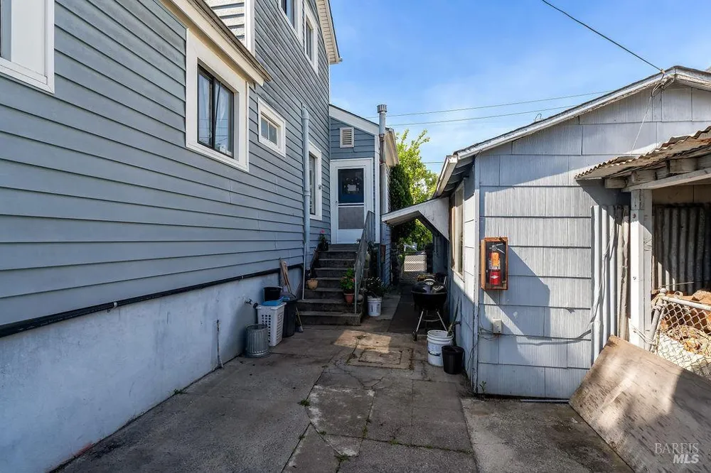 1046 Pope Street St. Helena, CA 94574