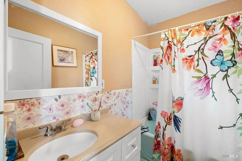 1046 Pope Street St. Helena, CA 94574