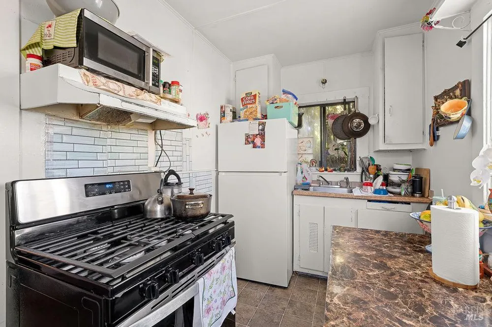 1046 Pope Street St. Helena, CA 94574