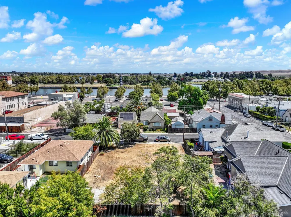 517 Suisun Street Suisun City, CA 94585