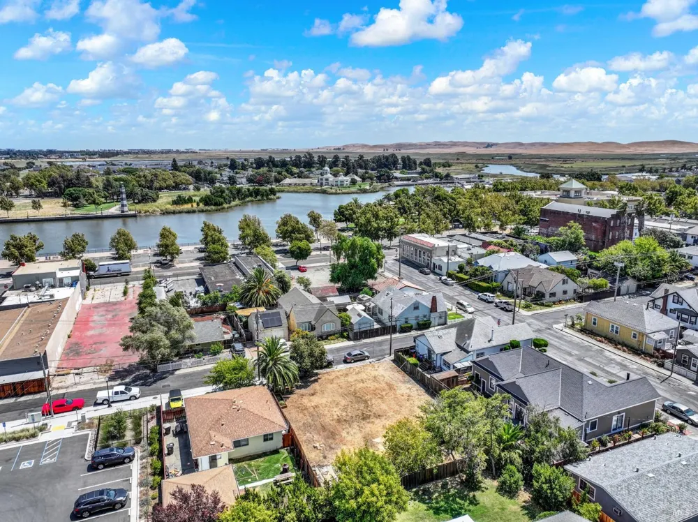 517 Suisun Street Suisun City, CA 94585