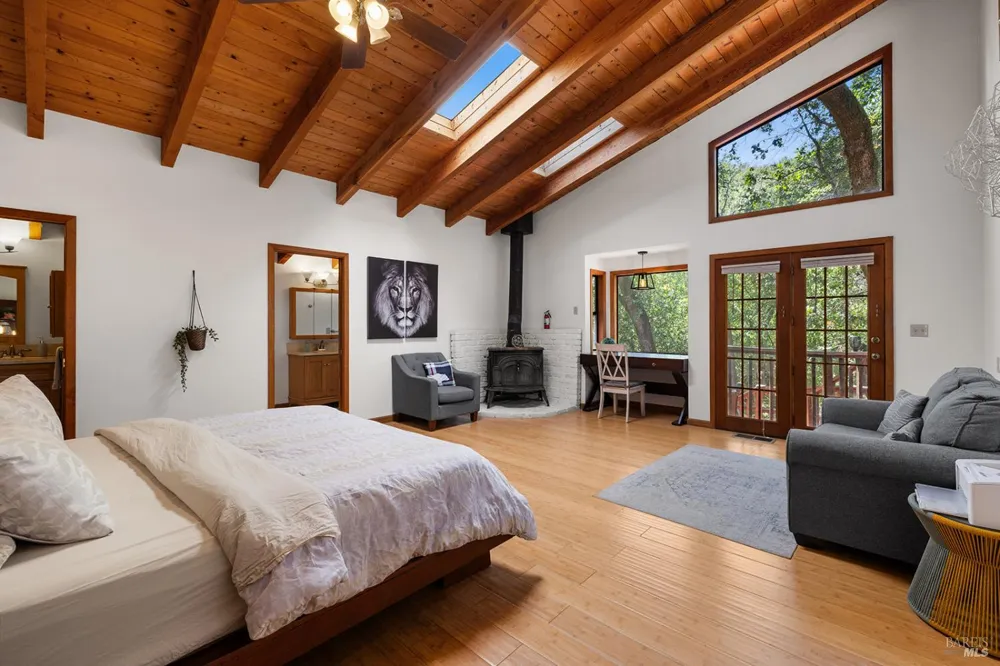 1595 Warm Springs Road Glen Ellen, CA 95442