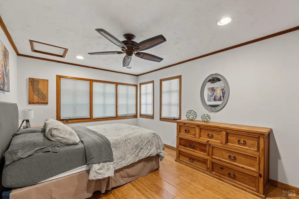 1595 Warm Springs Road Glen Ellen, CA 95442