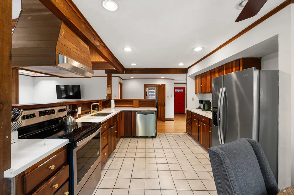 1595 Warm Springs Road Glen Ellen, CA 95442