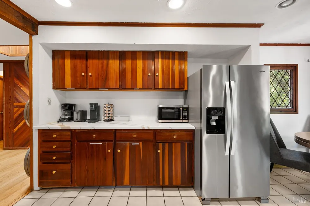 1595 Warm Springs Road Glen Ellen, CA 95442