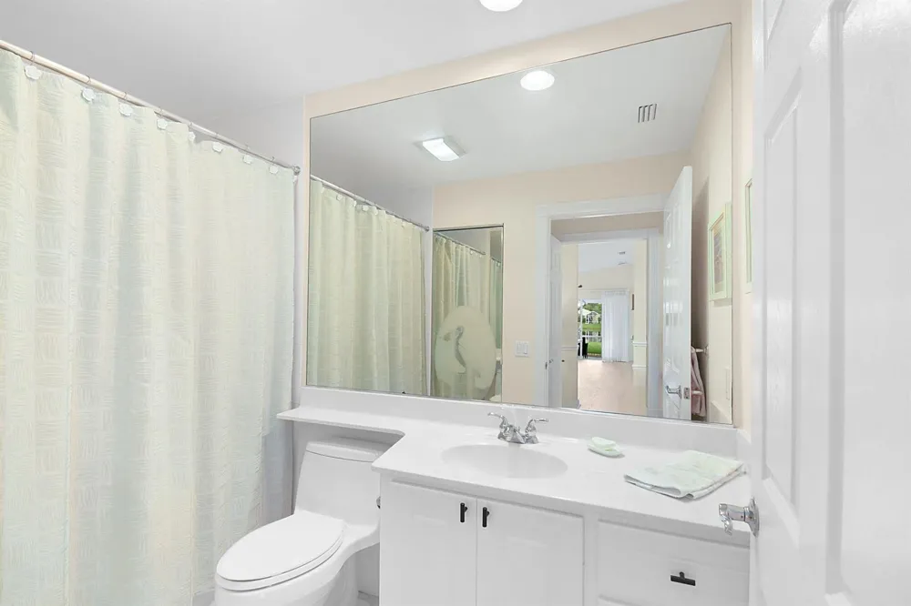 8557 SE Retreat Drive Hobe Sound, FL 33455