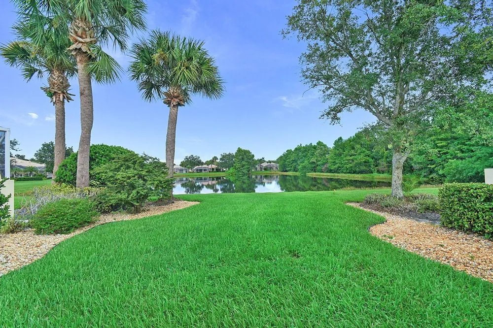 8557 SE Retreat Drive Hobe Sound, FL 33455