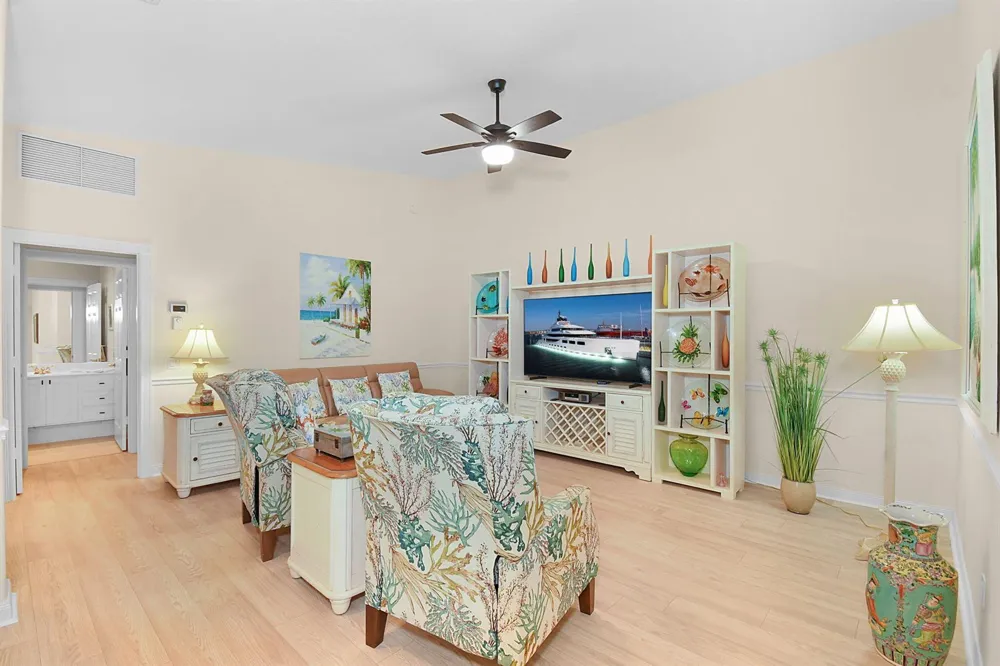 8557 SE Retreat Drive Hobe Sound, FL 33455