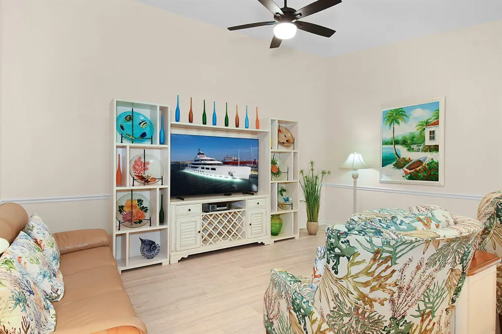 8557 SE Retreat Drive Hobe Sound, FL 33455