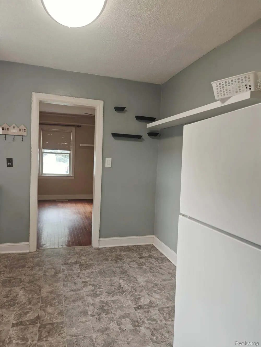5722 Silvery Lane Dearborn Heights City, MI 48127