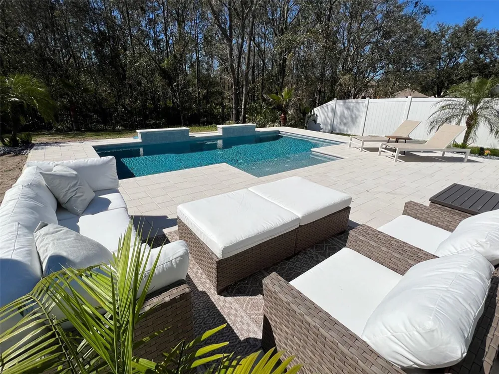 6138 KITERIDGE DRIVE Lithia, FL 33547
