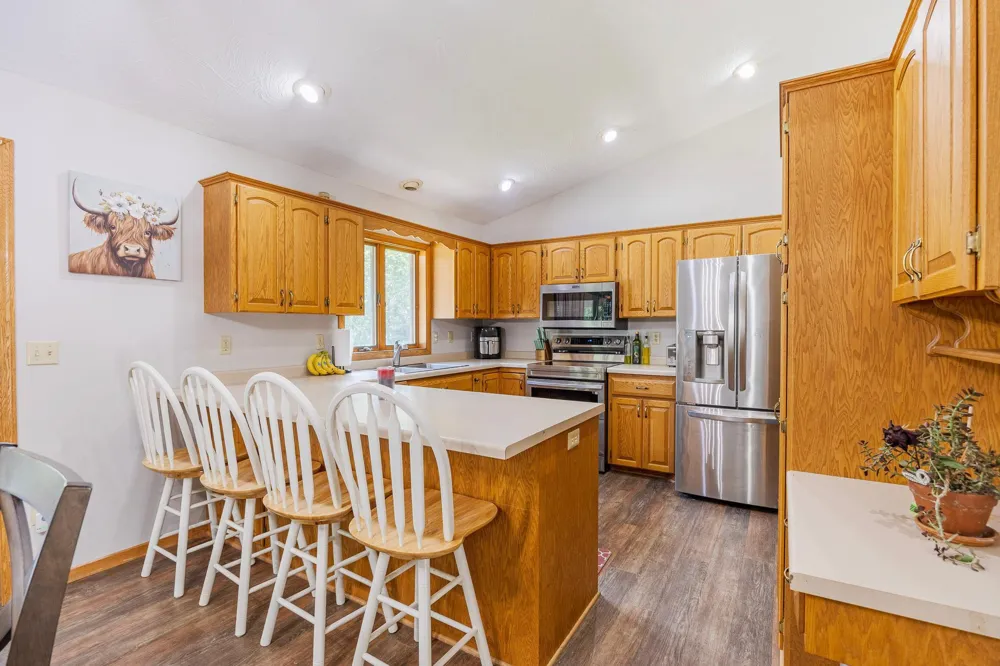 31955 Maple Haven New Prague, MN 56071