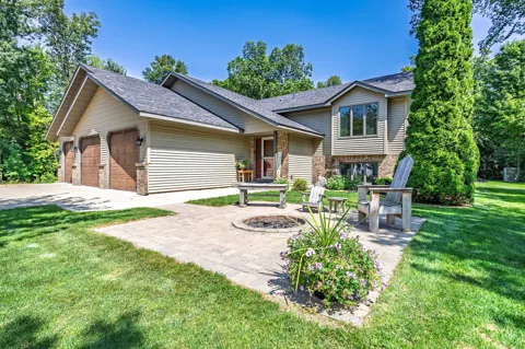 31955 Maple Haven