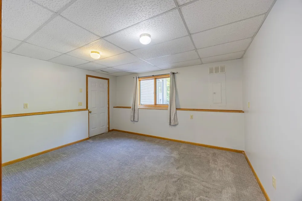 31955 Maple Haven New Prague, MN 56071