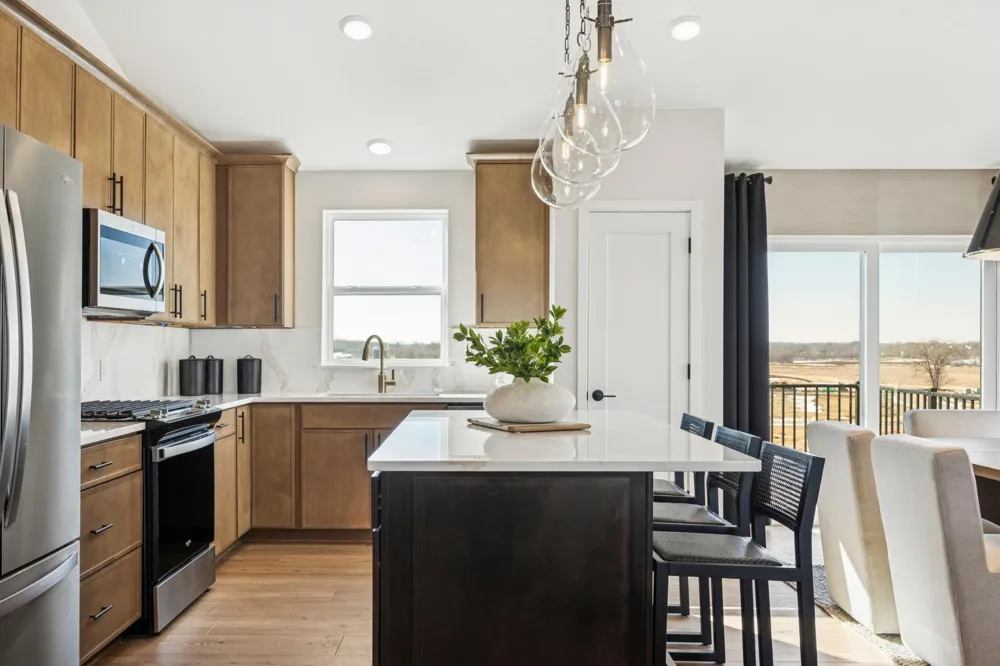 4112 Ramsay Way Waconia, MN 55387