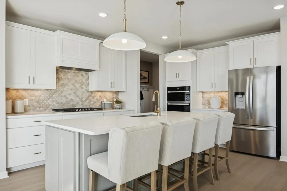 3746 Holbrook Drive Waconia, MN 55387