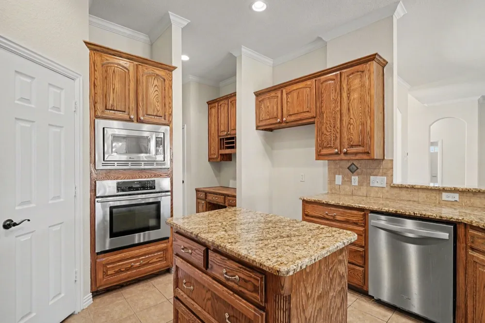 4056 Running Brook Drive Joshua, TX 76058
