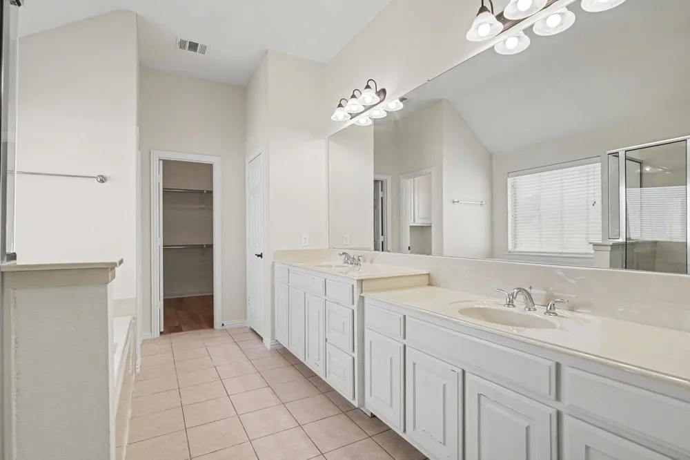 4056 Running Brook Drive Joshua, TX 76058