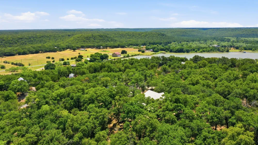 200 White Tail Ridge Gordon, TX 76453