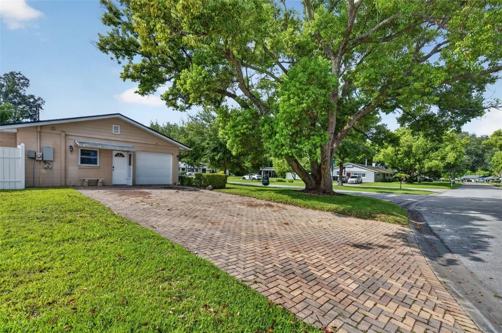 2641 CARVELL COURT Winter Park, FL 32792