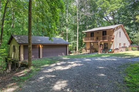 581 Crippled Oak Trail