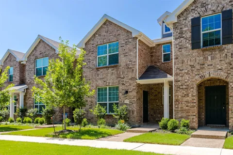 1270 Alamo Drive