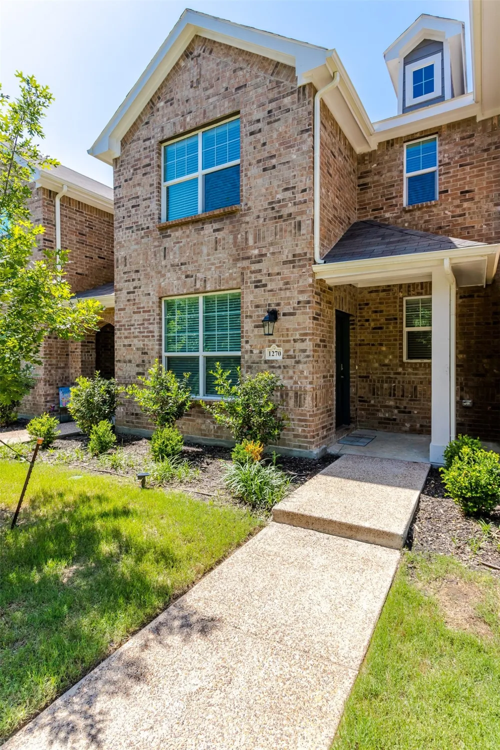 1270 Alamo Drive Lewisville, TX 75077