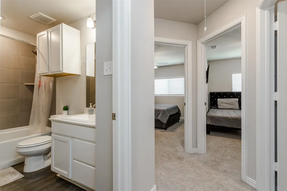 1270 Alamo Drive Lewisville, TX 75077