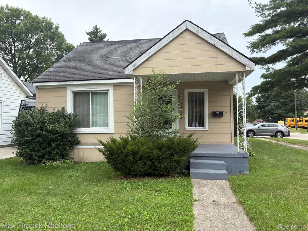27141 Hampden Street Madison Heights City, MI 48071