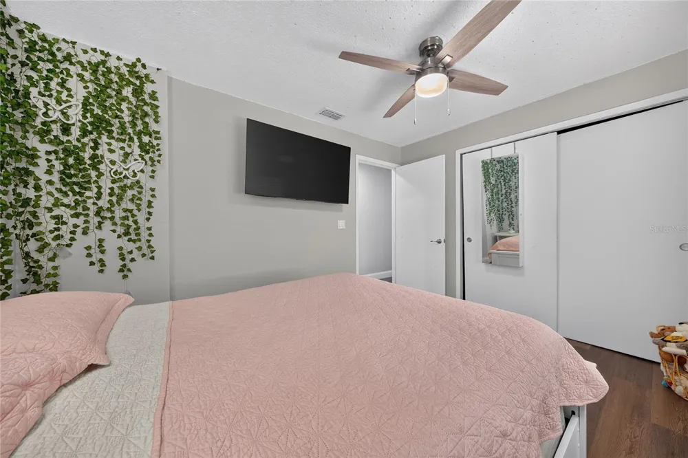 8809 PARLIAMENT COURT Kissimmee, FL 34747