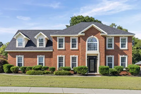 201 Bainbridge Drive