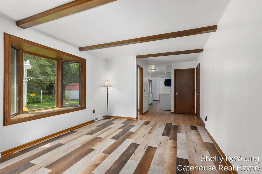 3078 Paris Park Drive SE Kentwood City, MI 49512