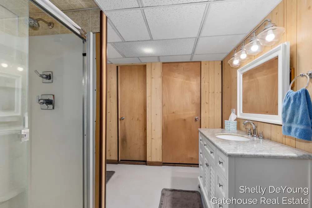3078 Paris Park Drive SE Kentwood City, MI 49512