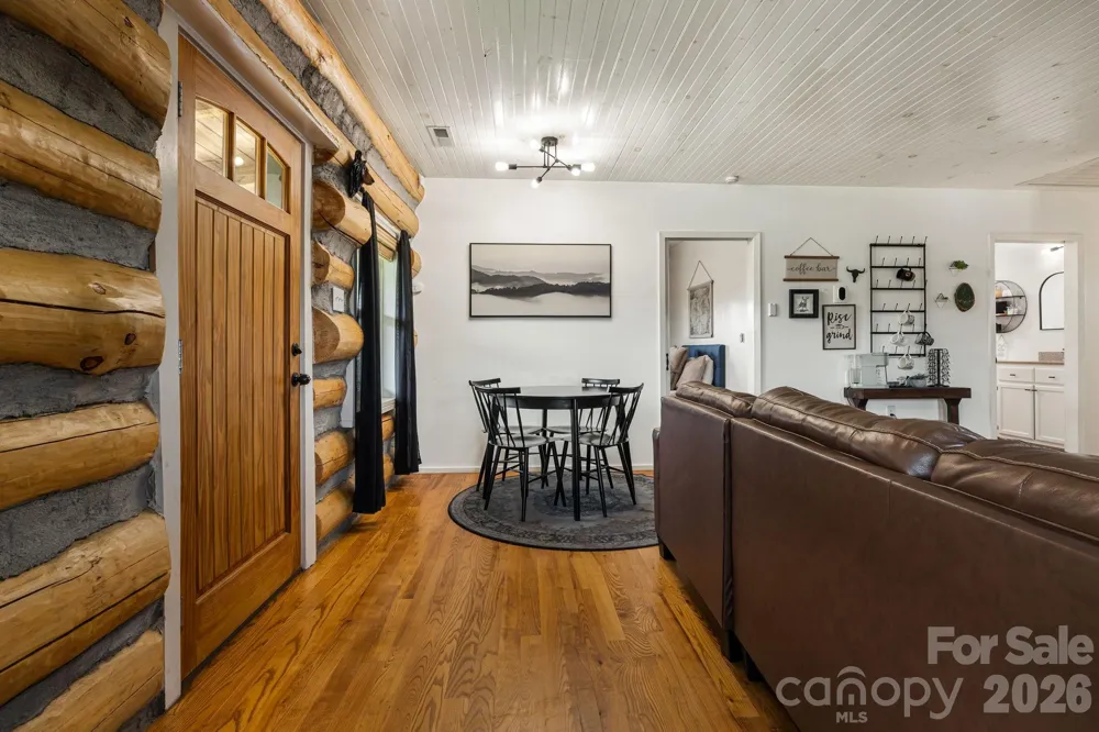 194 Cabin Hollow Drive Marshall, NC 28753